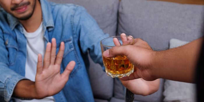 person saying no to alcohol