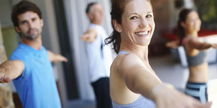 a group of people in an exercise class