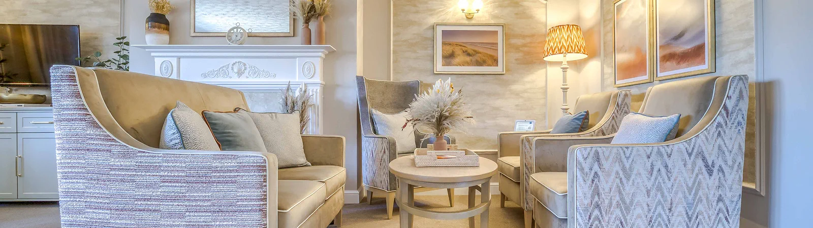 Queensmount care home lounge