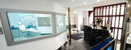 Visage Cosmetic Dental Clinic reception 