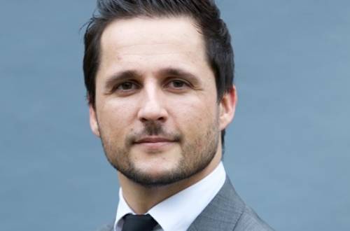 Headshot of Ruben Garcia-Sanchez, Specialist in Periodontics at Belgravia Dental Care