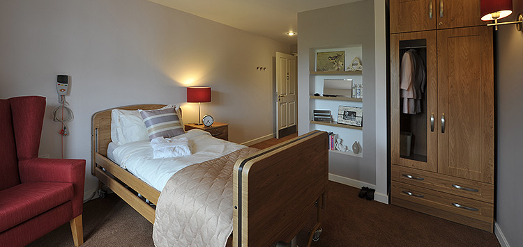 Dean Wood Care Home | Bupa UK