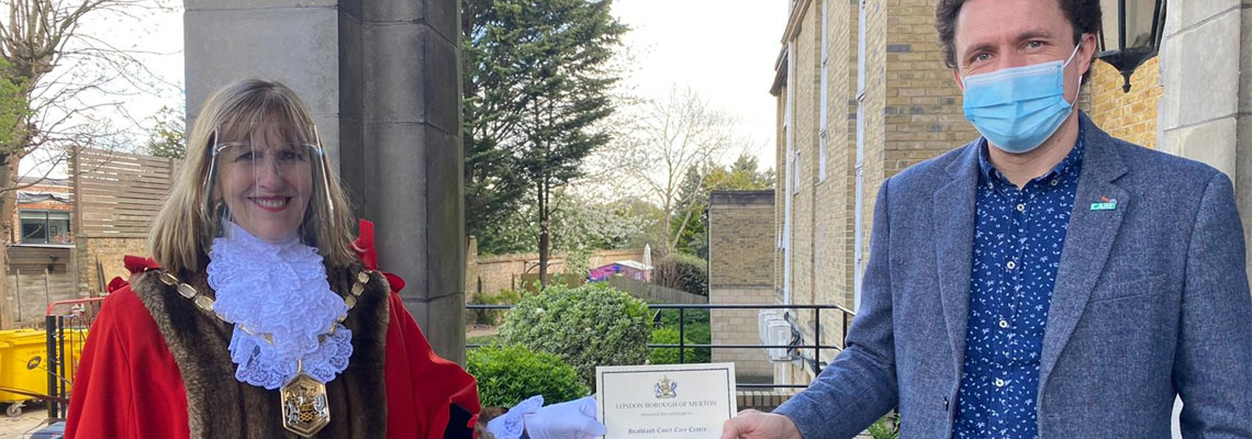 Mayor visits Heathland Court Care Home